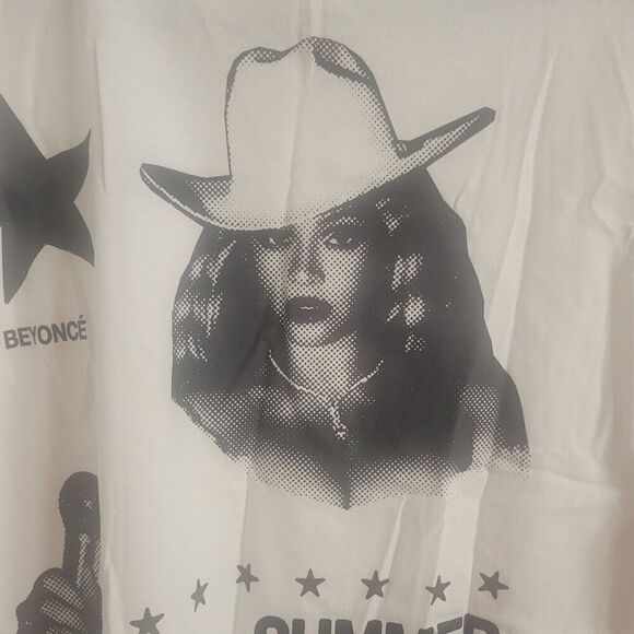 Beyoncé Size Large 2023 Renaissance World Tour White T Shirt Stars Cowboy Hat - Picture 1 of 9